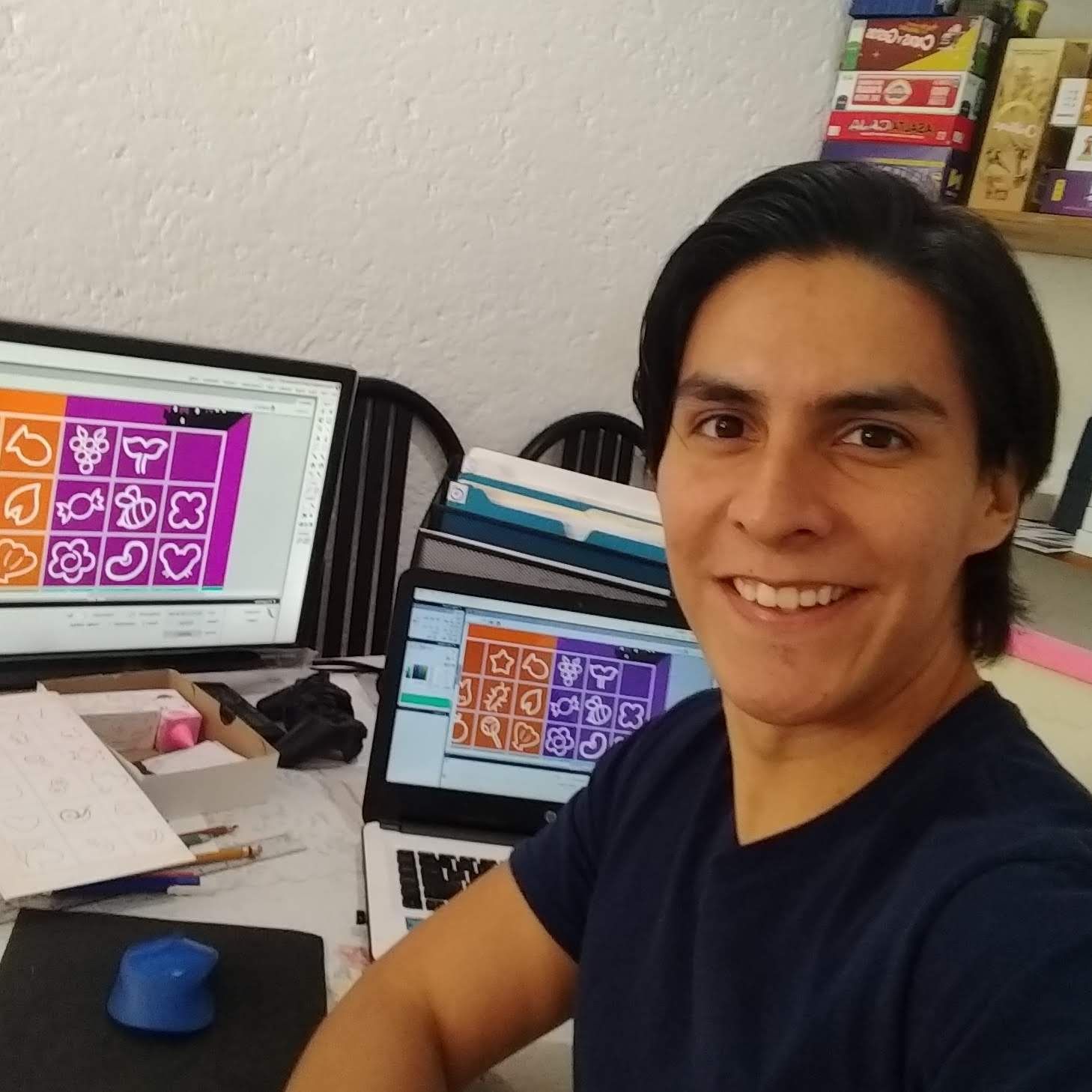 Angel Vázquez