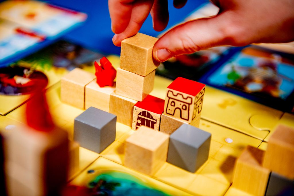 Castles by the Sea @boardgamecolors 