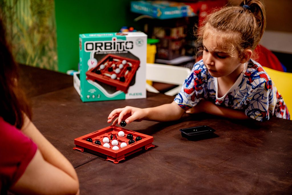Orbito @BoardGameColors