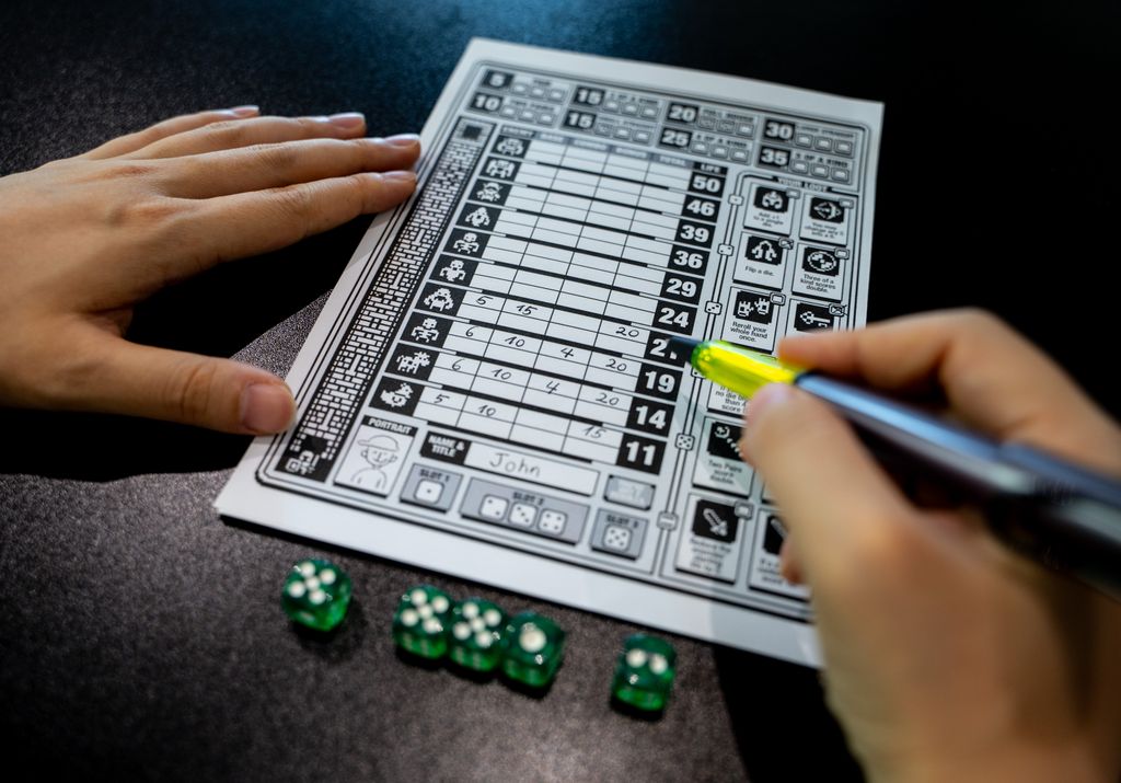 Illustration 2 de TOWER.exe – A Solo Poker Dice Roguelike for your Pocket [Dynamic PnP of the Month & Gamebook]