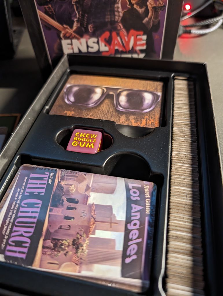 Illustration 4 de They Live: The Card Game - Save The City/Enslave The City