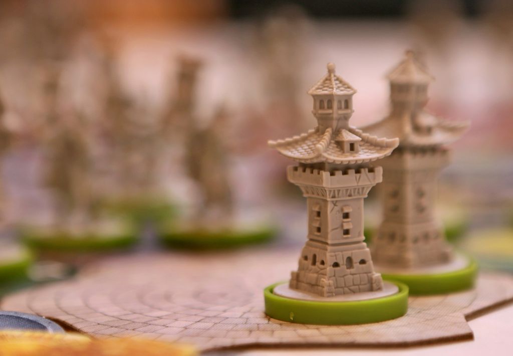 Board Game: Monumental
