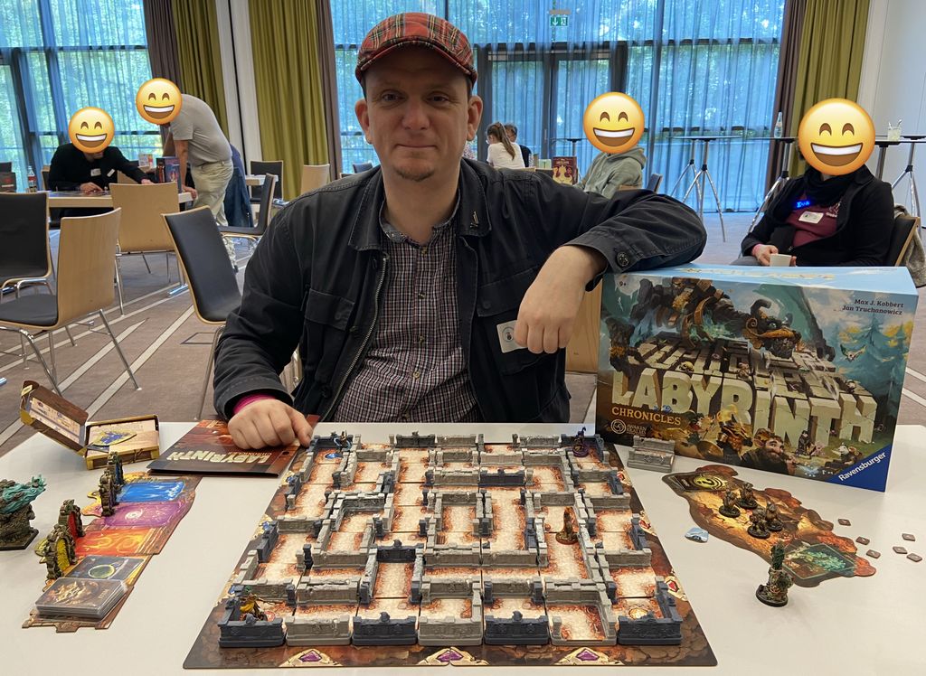 SPIEL Essen 25 기간 동안 Ravensburger 언론 행사에 참석한 Jan Truchanowicz