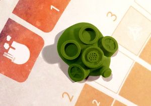 CO₂: Second Chance – Gas mask first player marker