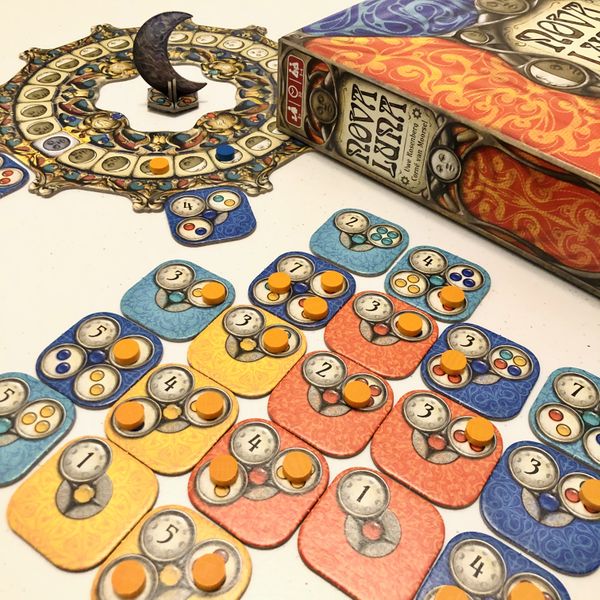 Nova Luna - Jogo de Tabuleiro - Expresso Board Games