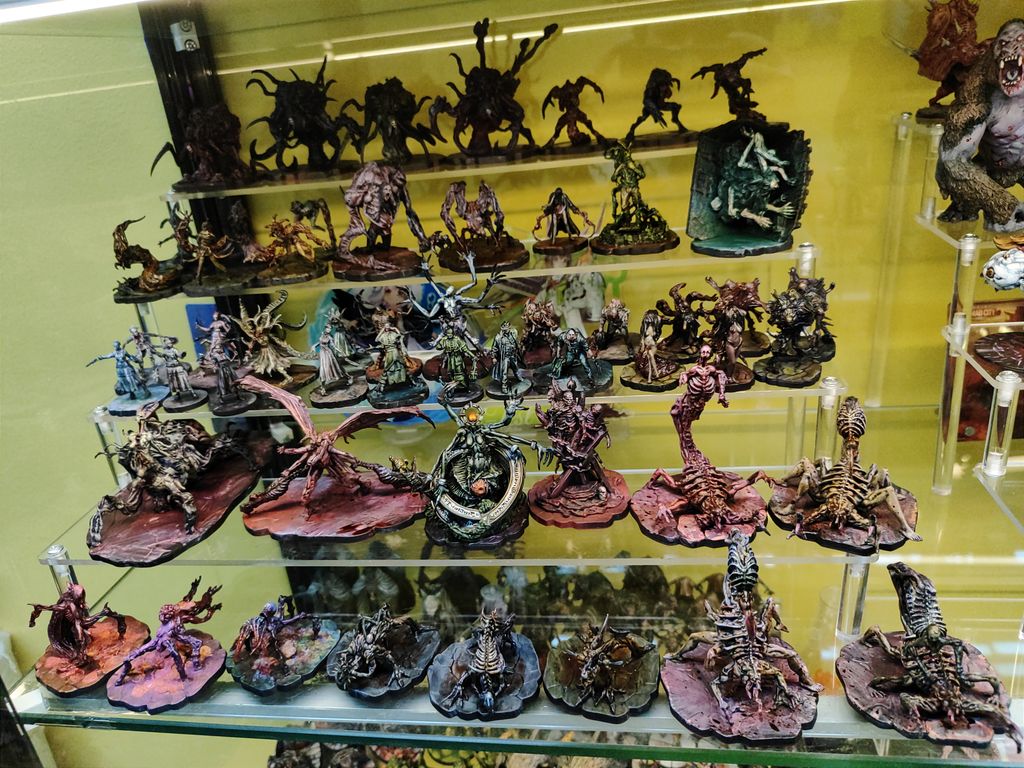 Illustration 2 de Dawn Of Madness: Complete Collection
