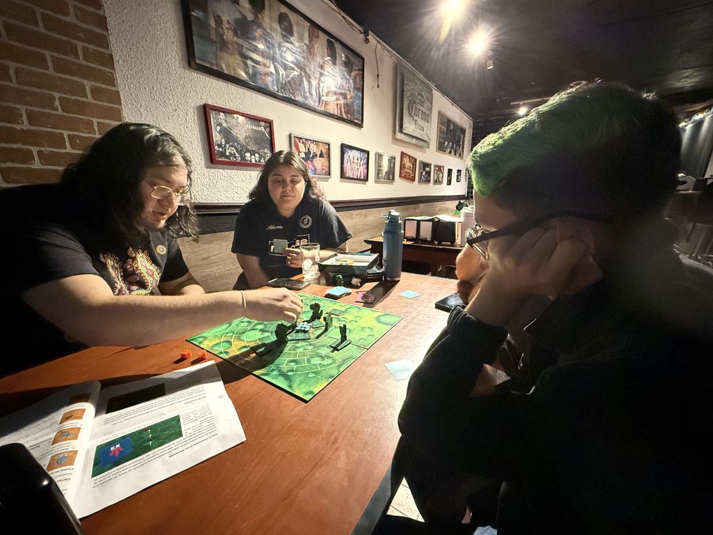 Illustration 3 de Dino Path: The Prehistoric Board Game