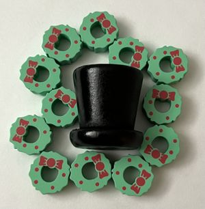 Ghosts of Christmas: Wooden Hat and Wreaths