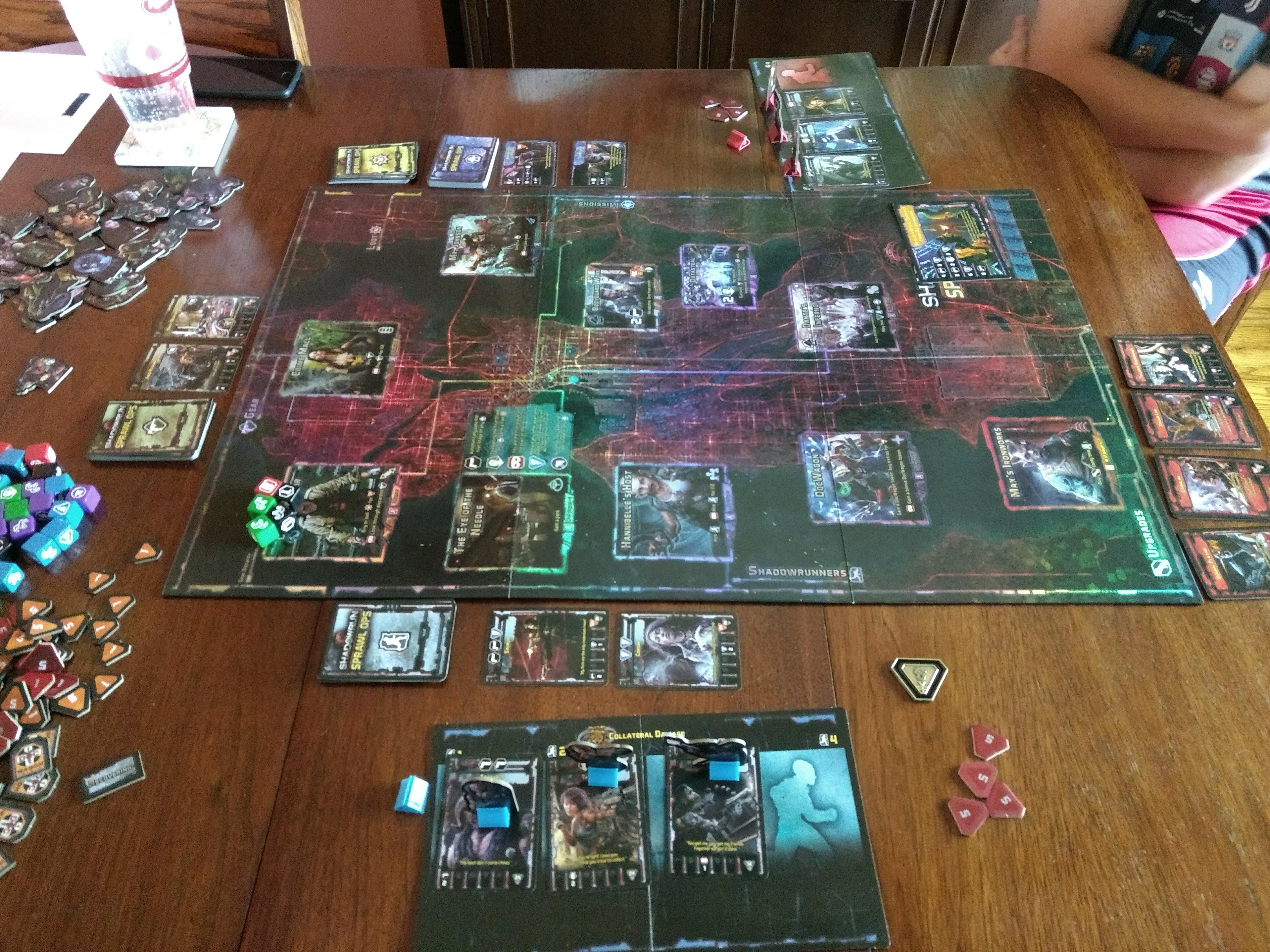 Shadowrun: Sprawl Ops Board Game - Game Nerdz