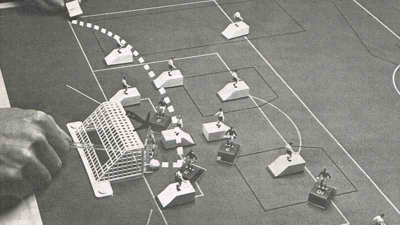 Premier Table Soccer 2000