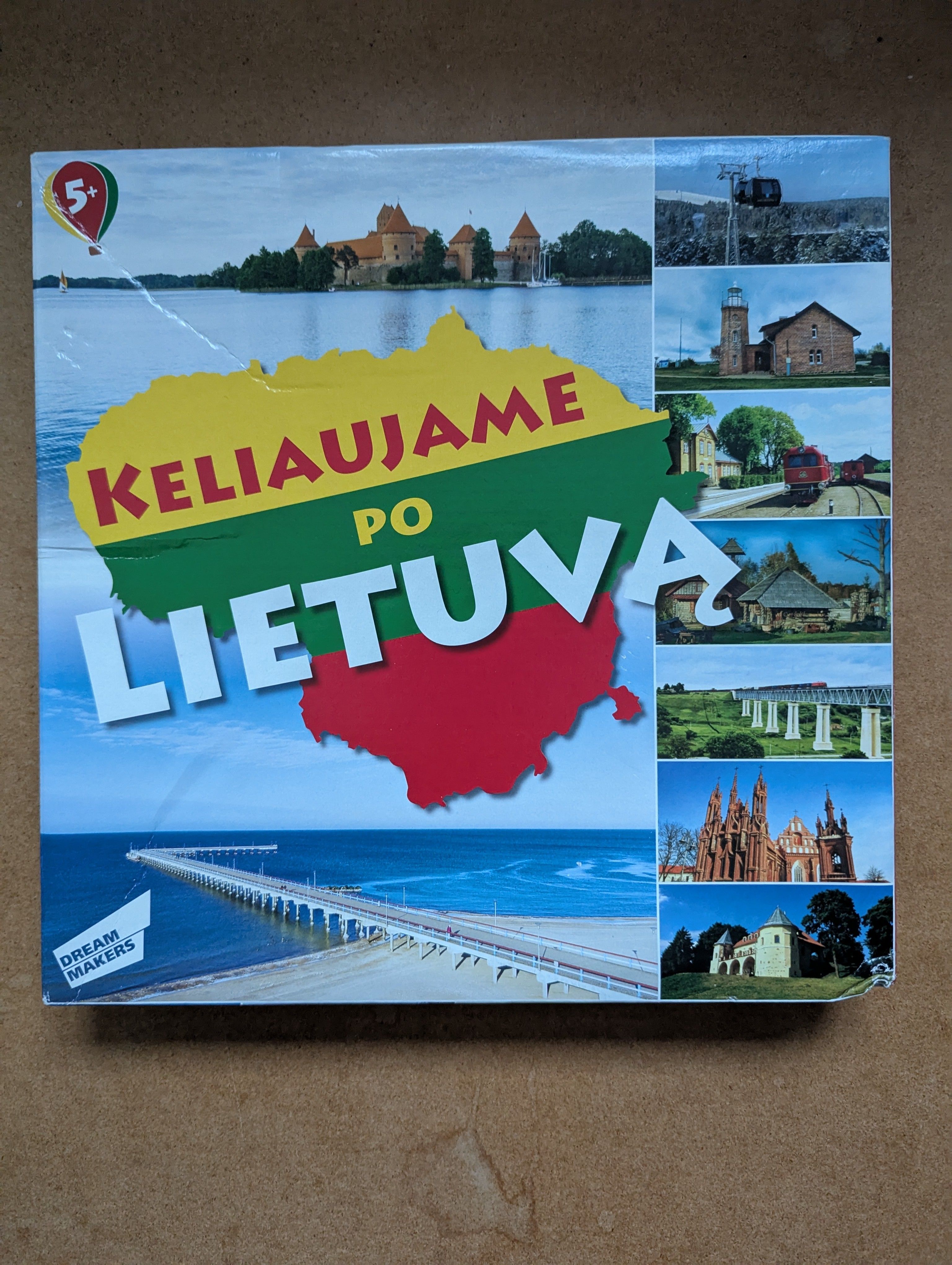 Cover art for Keliaujame po Lietuvą