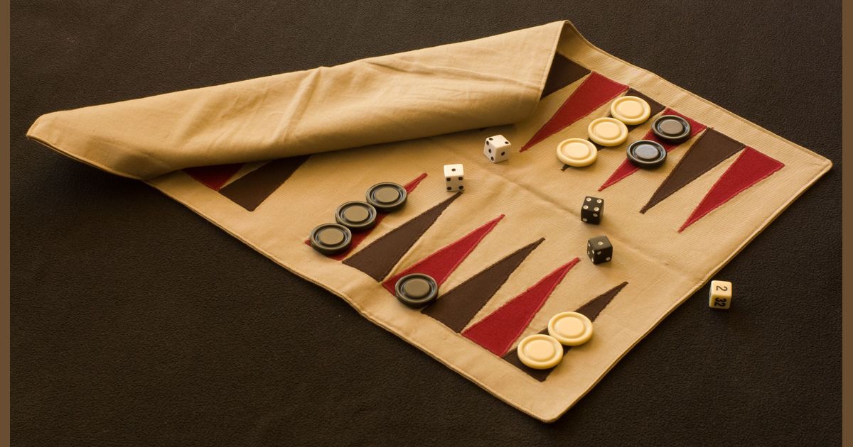 board & card games backgammon