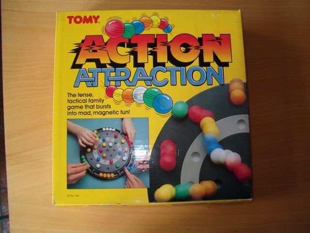 Action Attraction doboz
