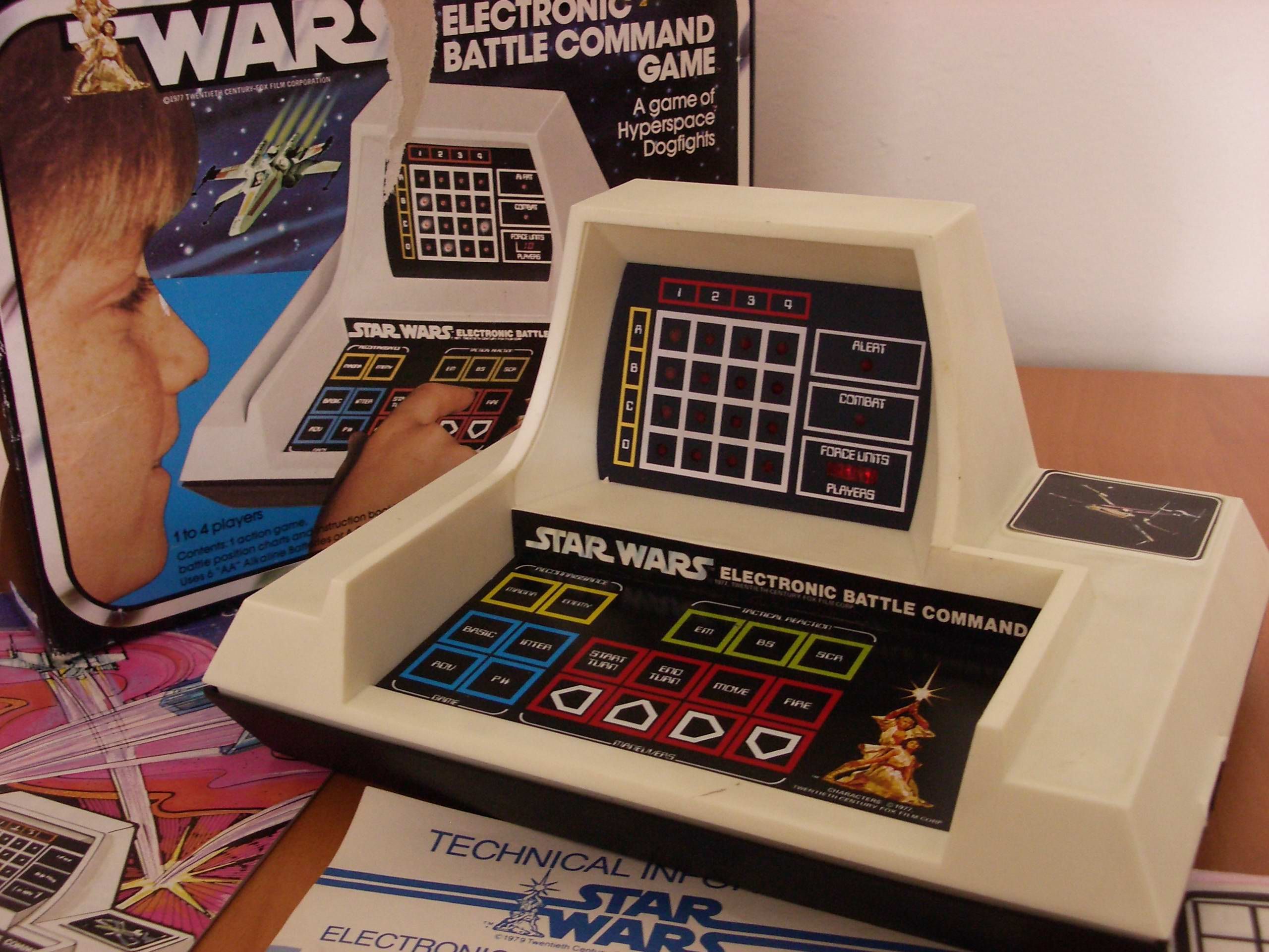 Star Wars Electronic Battle Command Game box art