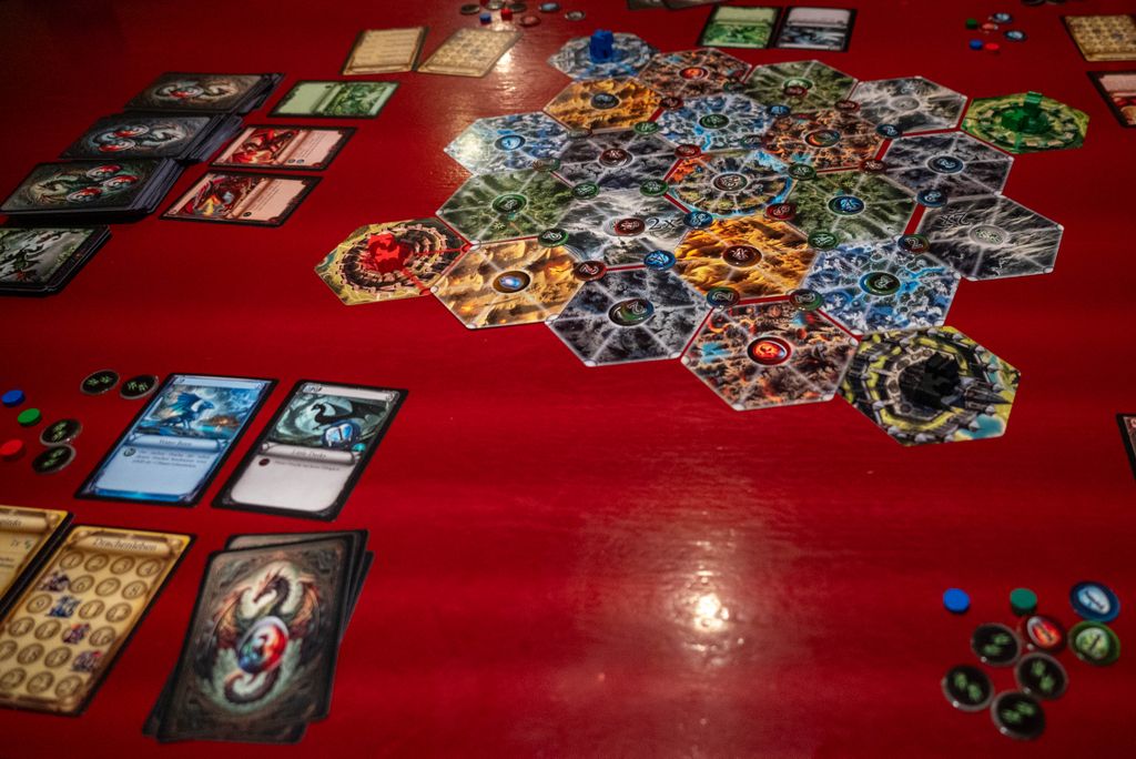 Illustration 5 de The Dragon's Tweak - A game of strategic summoning