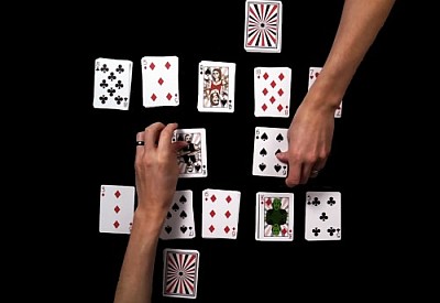 1v1 Card Games: Khám Phá Những Trò Chơi Thẻ Đối Kháng Hấp Dẫn