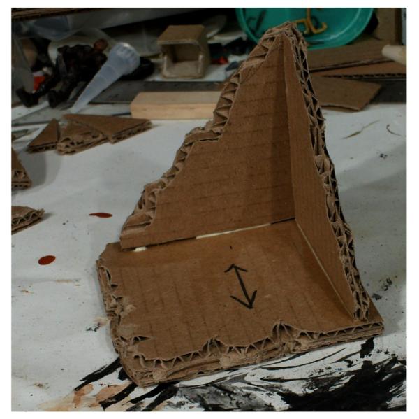 Turning a Cardboard City Into a Warhammer 40K Terrain : 12 Steps