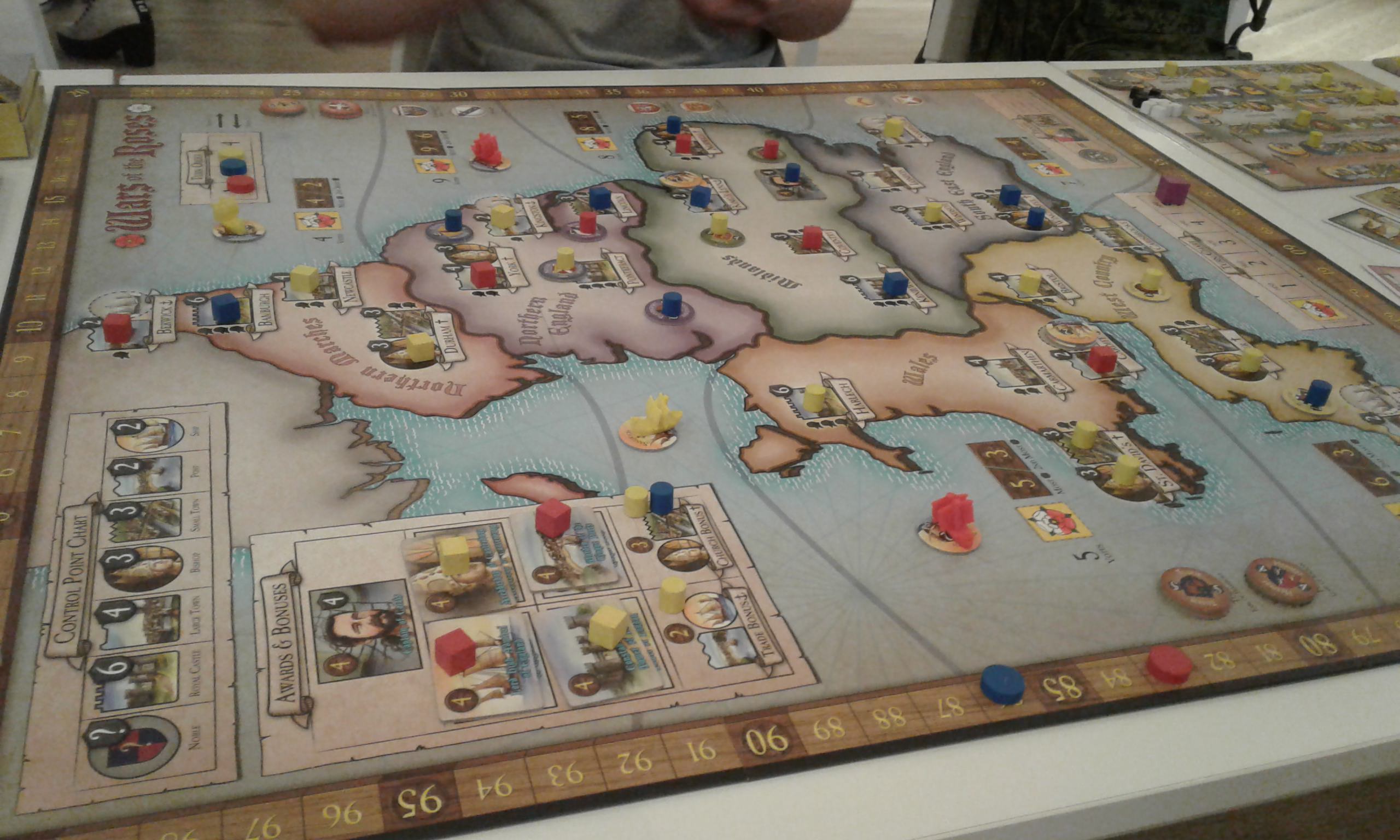 Board game for 4 players in teams of 2