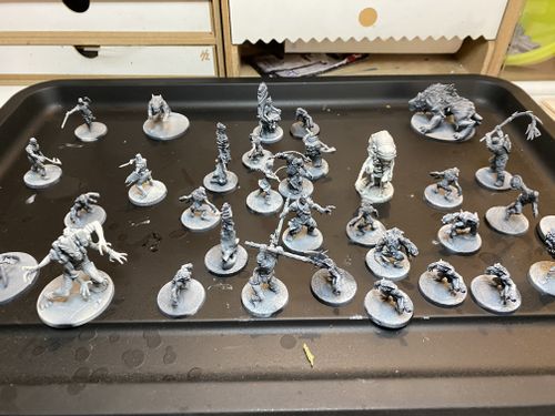 Painting up Claustrophobia minis relatively fast | BoardGameGeek