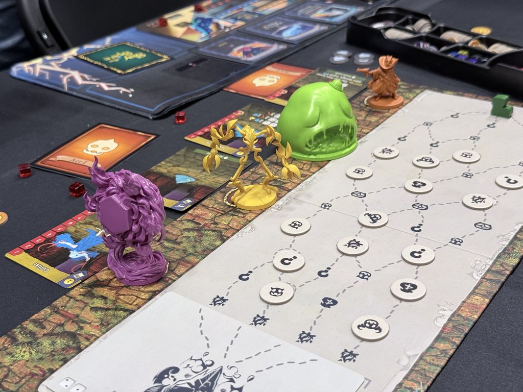 Illustration 1 de Slay the Spire: The Board Game - Downfall