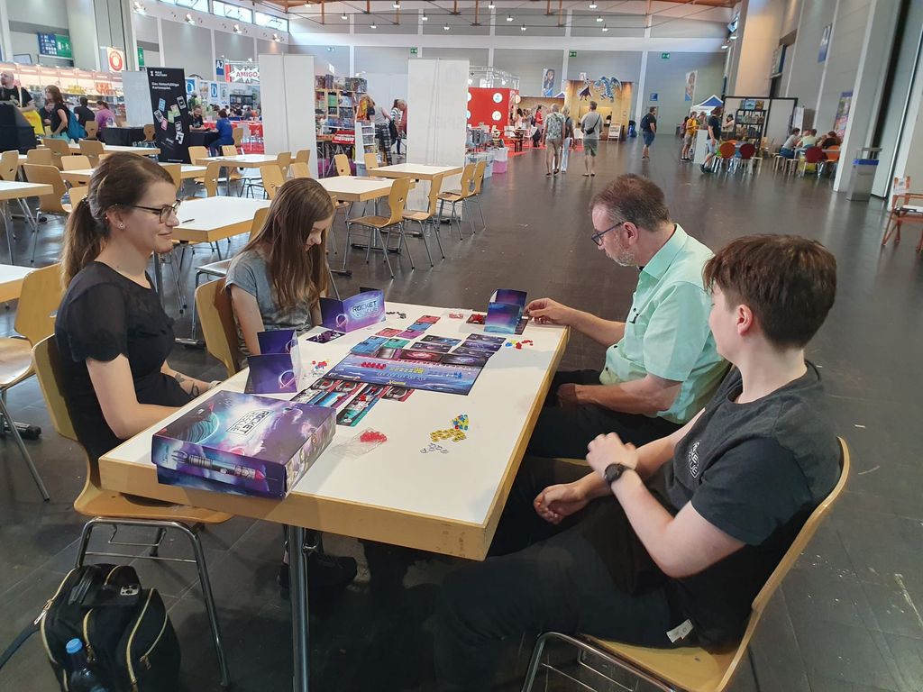 Illustration 1 de Rocket Rescue: The Board Game