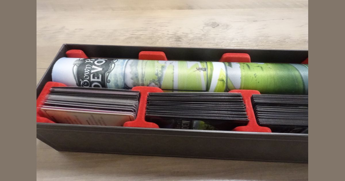 Putting on a playmat | One Single Meeple