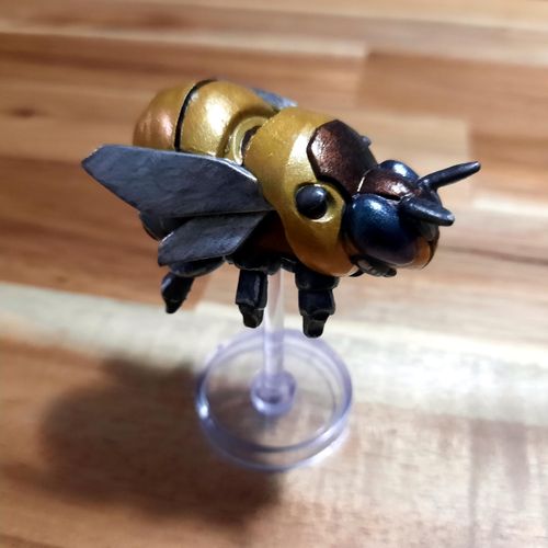 Painting the Queen Bee (no not Beyoncé! ;-) | BoardGameGeek