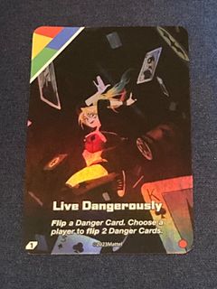UNO Ultimate: Harley Quinn – Live Dangerously Foil Chase Card