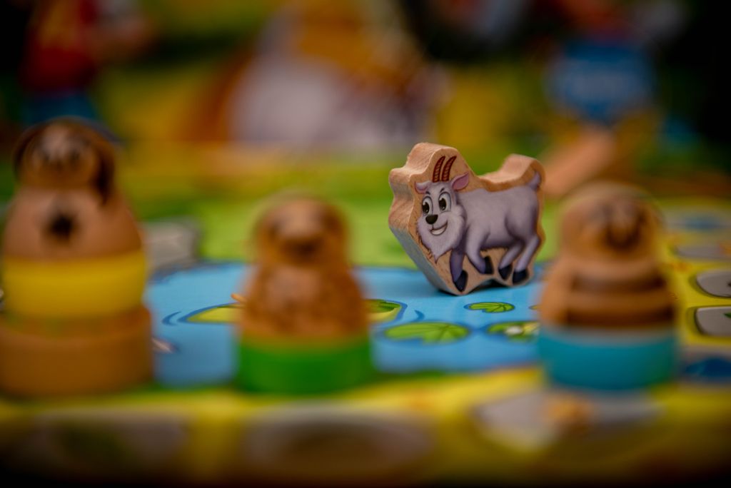 BEPPO IEDUTUL NARAVAS @BoardGameColors