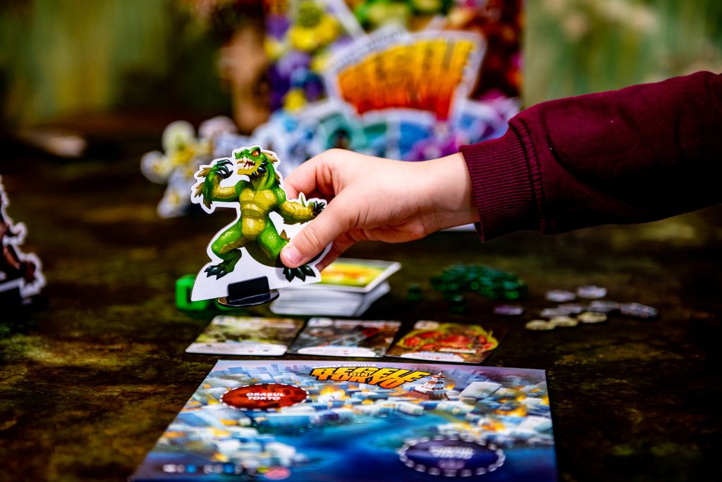 King of Tokyo @ BoardGameColors