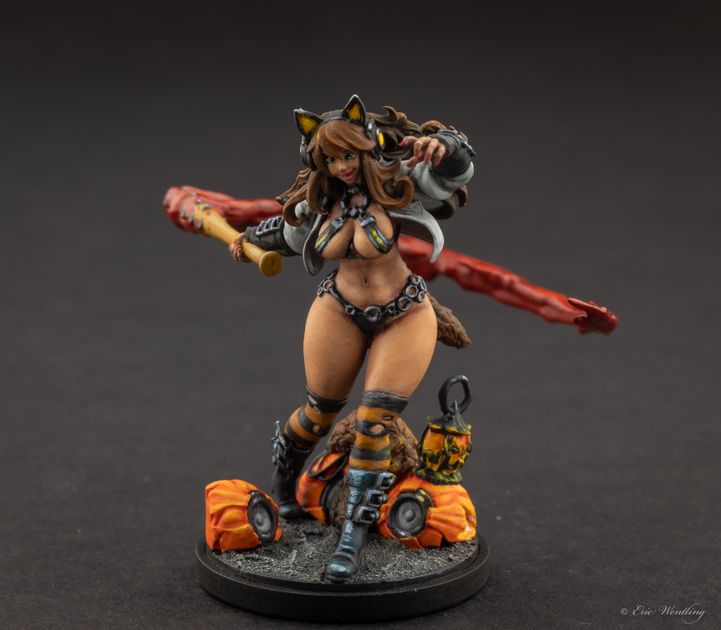Kingdom Death Monster: Halloween Ringtail Vixen (Smaller
