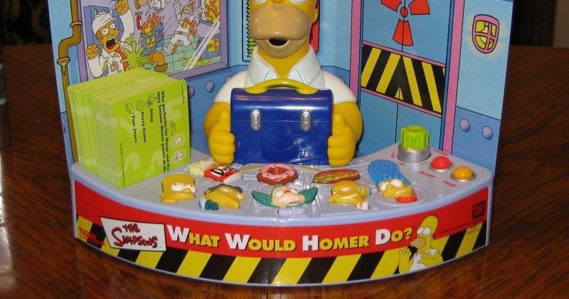 The Simpsons: What Would Homer Do | Board Game | BoardGameGeek