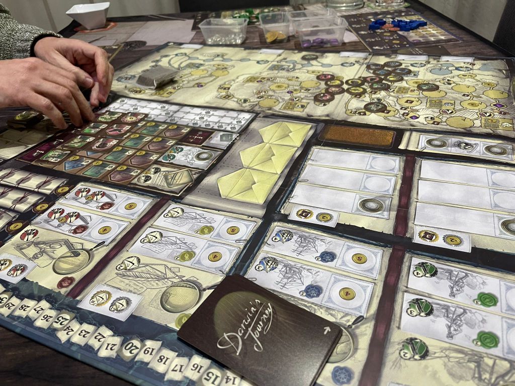 Board table — Photo by Olano on BoardGameGeek