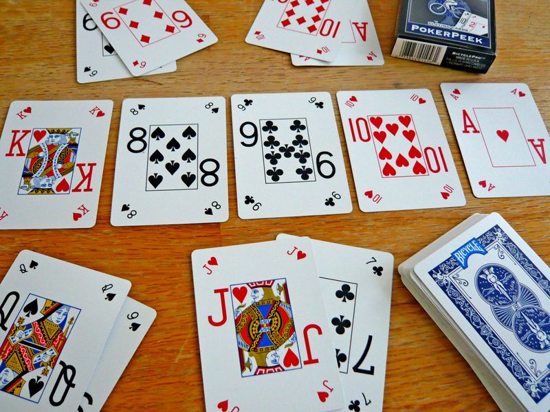 Bicycle poker hotsell peek