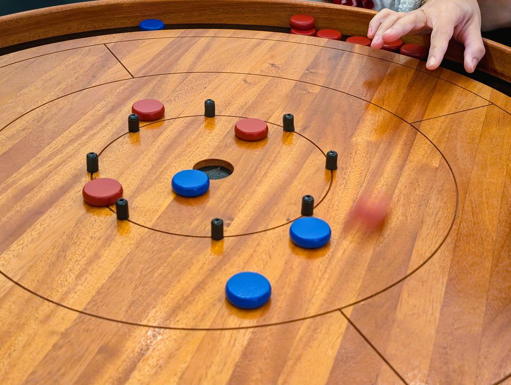 Crokinole photo 5
