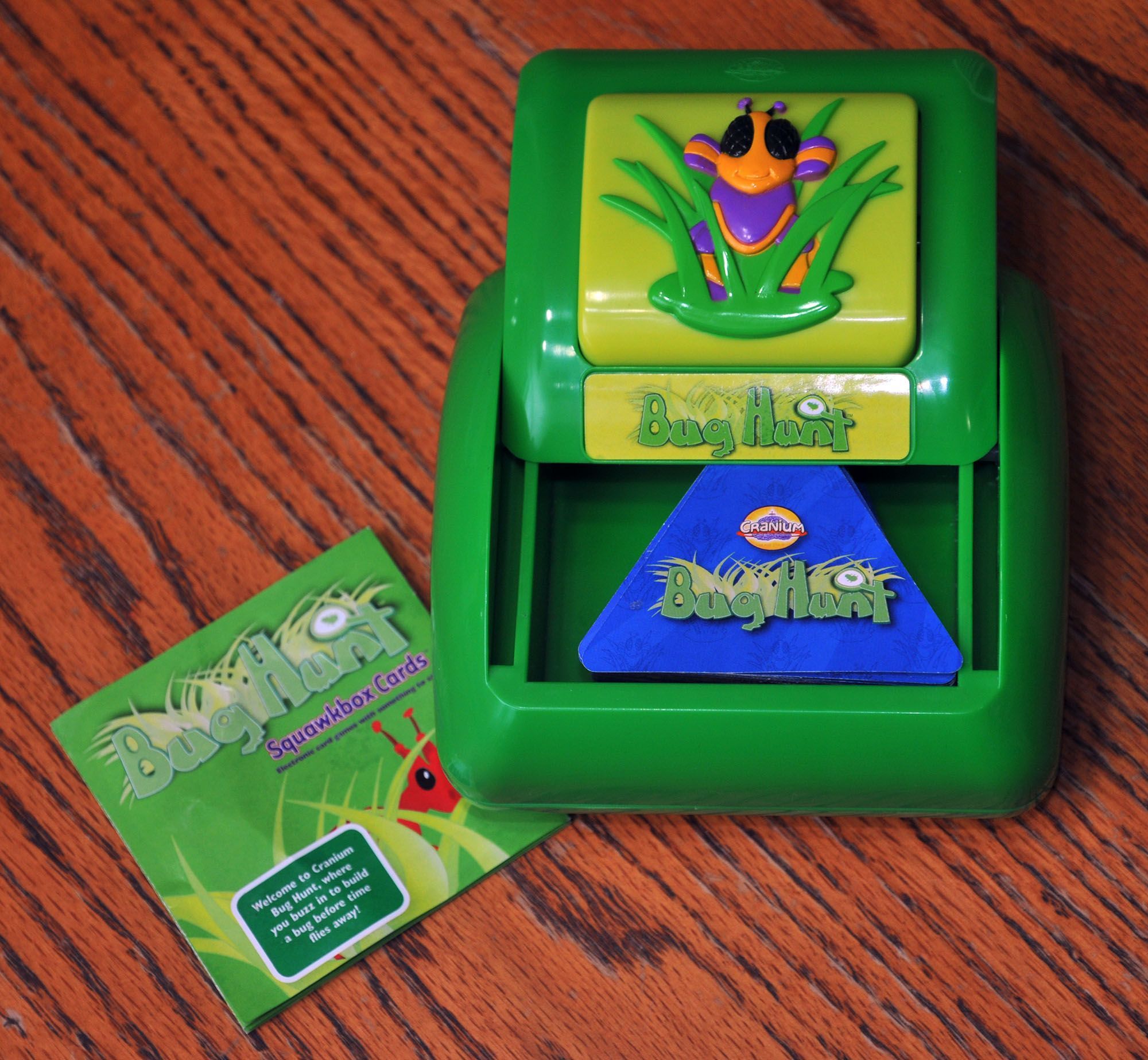 Cranium Squawkbox: Bug Hunt box art
