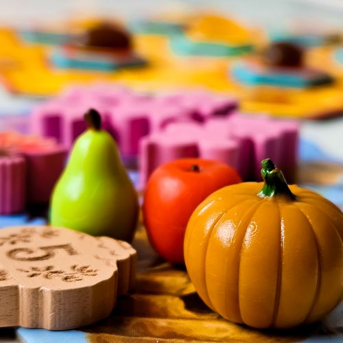 Honey Buzz Fall Flavors Upgraded Player Pieces main image 1