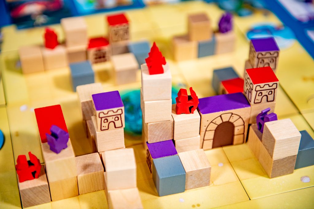 Castles by the Sea @boardgamecolors 