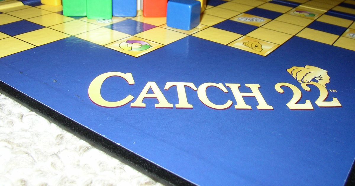  Catch 22 Board Game : Toys & Games