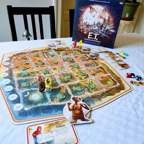 E.T. - E.T. does not phone it in! (Play It Yourself Review