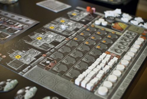 Board Game: Eclipse: New Dawn for the Galaxy