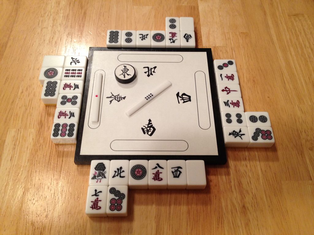 Our new Riichi centerpiece and round wind indicator | Riichi Mahjong ...