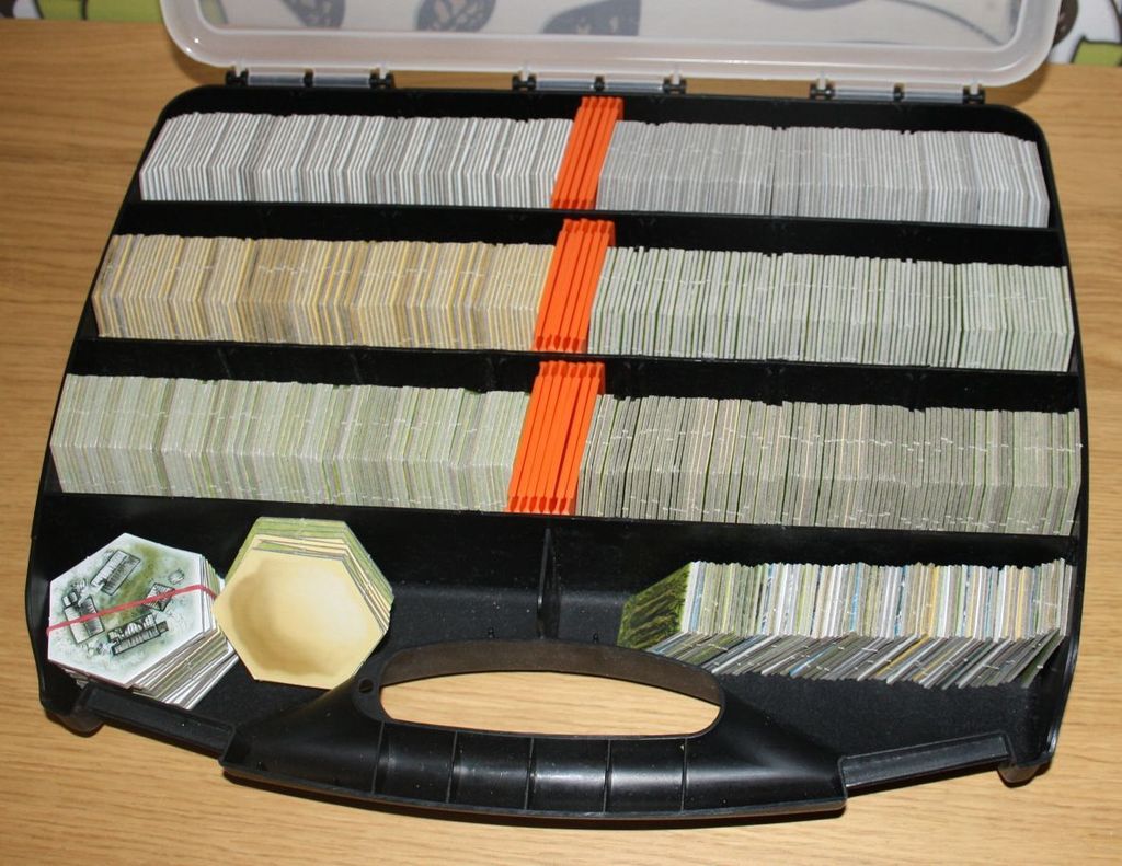 My Memoir'44 storage solution - EVERYTHING in the Campaign Bag? Read on ...