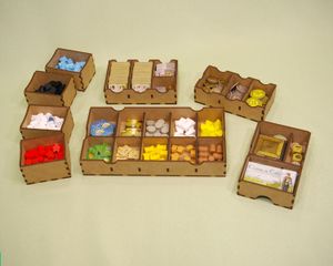 Clans of Caledonia: Tower Rex Organizer