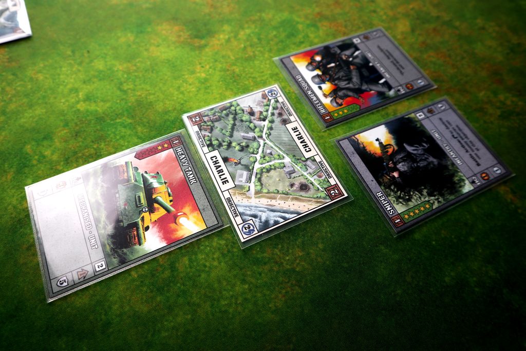 Illustration 4 de Strike HQ - The Game of Battle Strategy