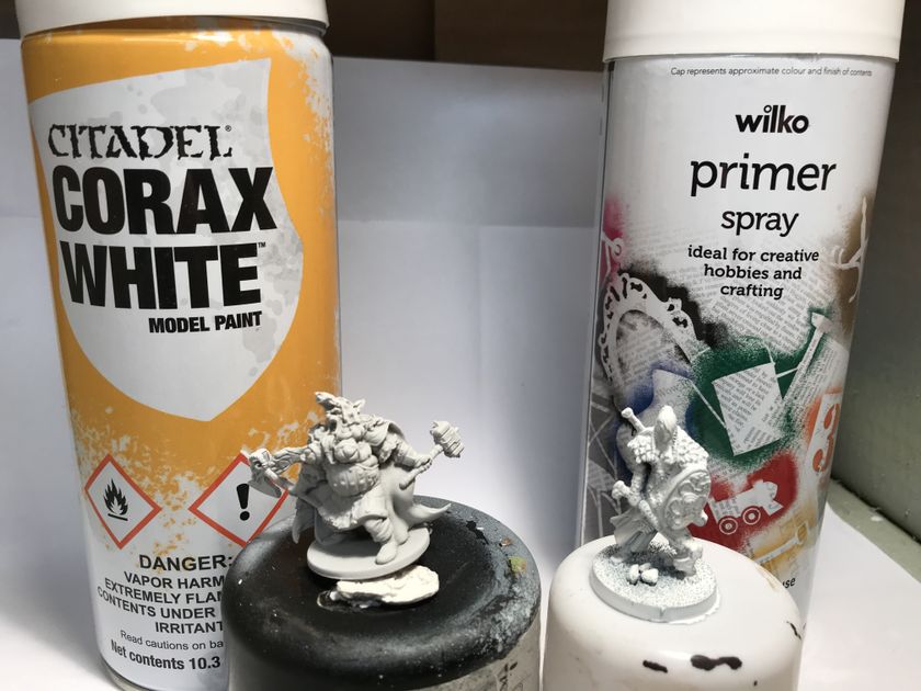 Spray: Corax White Paint - Warhammer » WH Paints - Dragon Master Games