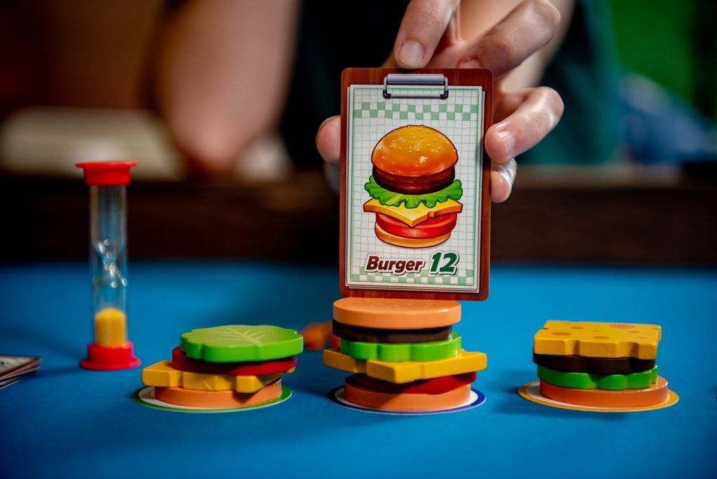 Burger Master - Review @BoardGameColors | Burger Master