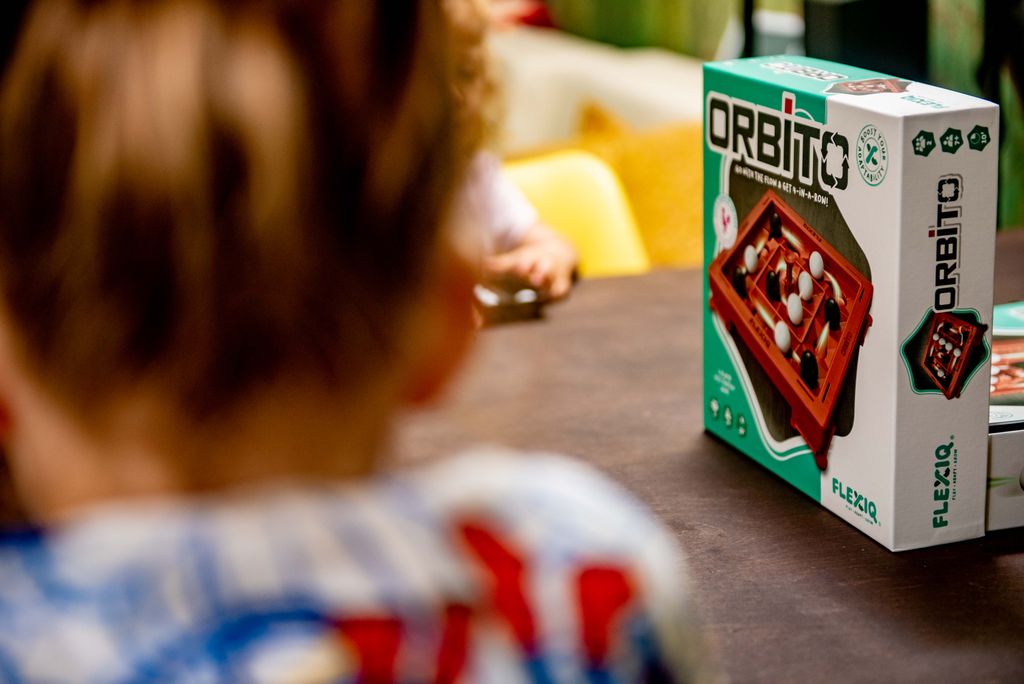 Orbito @BoardGameColors