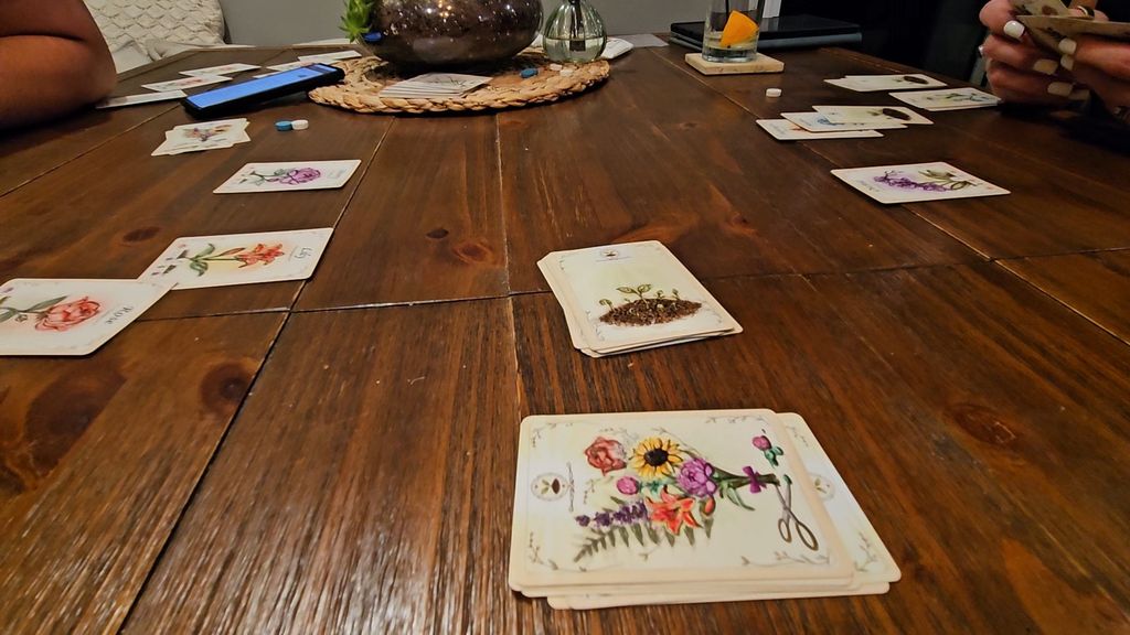 Illustration 2 de Bouquet Parlay: A Pretty but Petty card game for 1-6 players