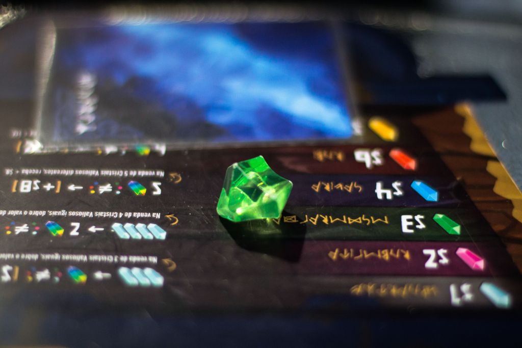 Illustration 9 de Quartz: The Card Game | Press-your-luck and sabotage friends